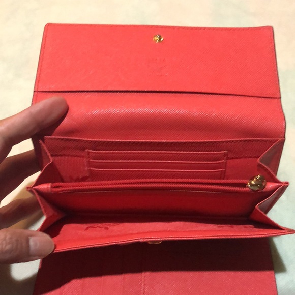 SOLD❤️Authentic MCM 3 fold leather wallet - Picture 12 of 16